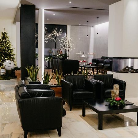 Hotel Cerere بييسْتوم المظهر الخارجي الصورة